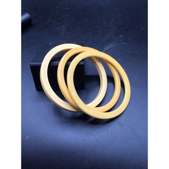 Vintage Stack Bracelets Bakelite Bangles Set of 3 Egg Yolk Spacers Square Edges - Picture 3 of 7